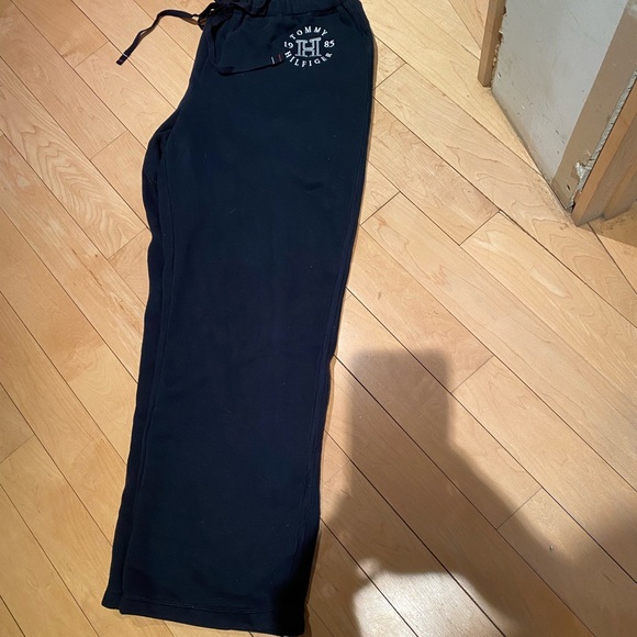Tommy Hilfiger Sweat Pants - Picture 6 of 6